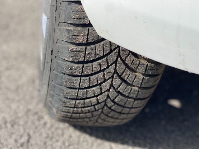 Renault Clio 1.2i - автомобили, коли, обяви за нови и употребявани 8