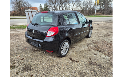 Renault Clio 1.2i* ГАЗ - автомобили, коли, обяви за нови и употребявани 6