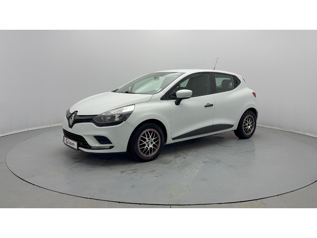Renault Clio - автомобили, коли, обяви за нови и употребявани 13