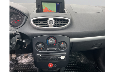 Renault CLIO - автомобили, коли, обяви за нови и употребявани 8