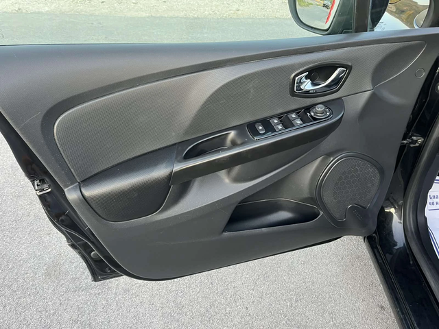 Renault Clio 1.5 DСI 90кс EURO 5В АВТОПИЛОТ KEYLESS GO - автомобили, коли, обяви за нови и употребявани 6