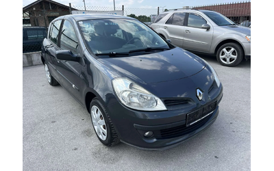 renault-clio - 2