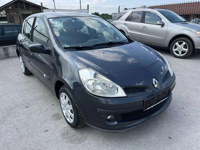 Renault Clio 1.2I 75кс EURO 4 КЛИМАТИК - автомобили, коли, обяви за нови и употребявани 2