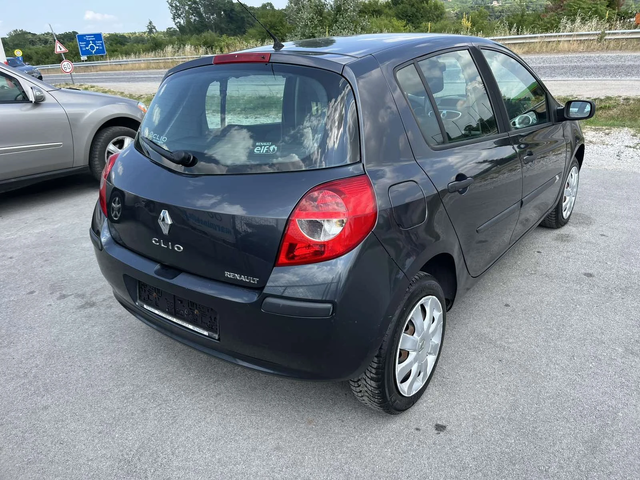 Renault Clio 1.2I 75кс EURO 4 КЛИМАТИК - автомобили, коли, обяви за нови и употребявани 3