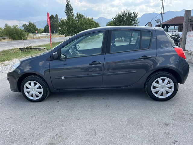 Renault Clio 1.2I 75кс EURO 4 КЛИМАТИК - автомобили, коли, обяви за нови и употребявани 5
