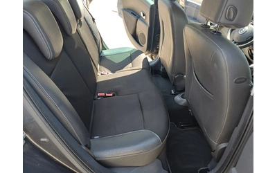 Renault Clio 1.2i  R - автомобили, коли, обяви за нови и употребявани 12