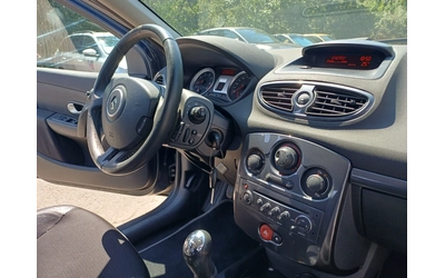 Renault Clio 1.2i  R - автомобили, коли, обяви за нови и употребявани 14