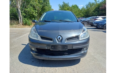 renault-clio - 1