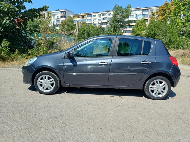 Renault Clio 1.2i  R - автомобили, коли, обяви за нови и употребявани 7