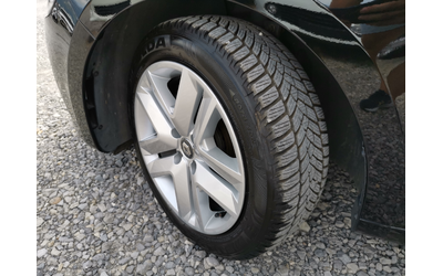 Renault Clio ZEN Hybrid E-TECH - автомобили, коли, обяви за нови и употребявани 11