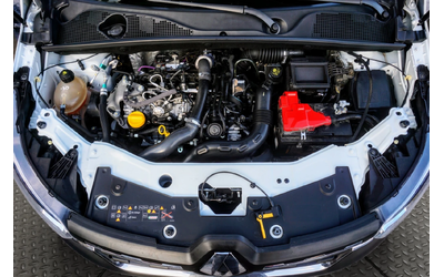 Renault Express 1.3i - автомобили, коли, обяви за нови и употребявани 14