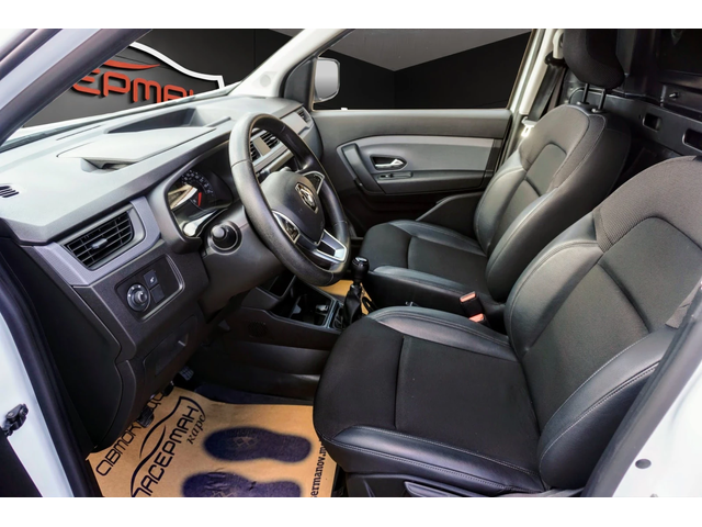 Renault Express 1.3i - автомобили, коли, обяви за нови и употребявани 6