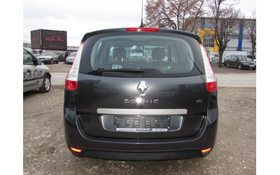 renault-grand-scenic - 3