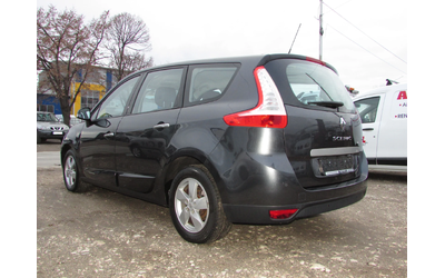 renault-grand-scenic - 4