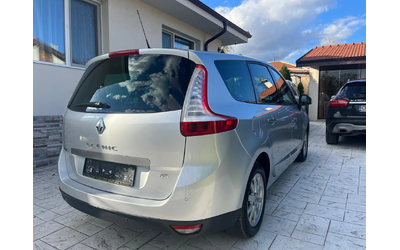 renault-grand-scenic - 4