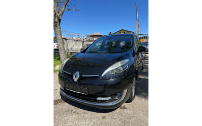 renault-grand-scenic - 0