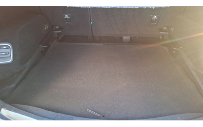 Renault Grand scenic 1.8 Bose Full Led - автомобили, коли, обяви за нови и употребявани 11