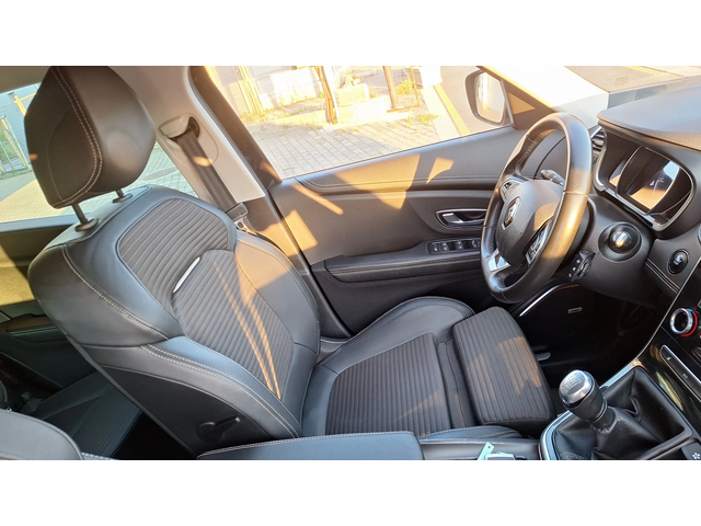 Renault Grand scenic 1.8 Bose Full Led - автомобили, коли, обяви за нови и употребявани 9