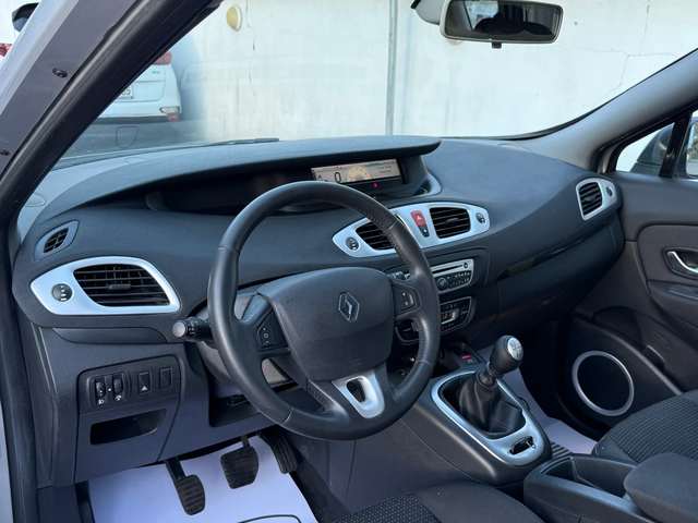 Renault Grand scenic 1.5DCI 110HP - автомобили, коли, обяви за нови и употребявани 7