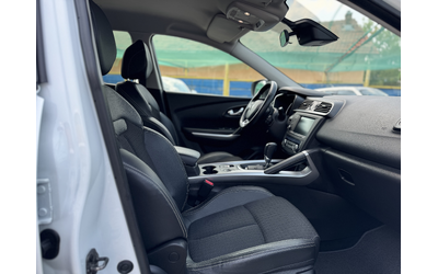 Renault Kadjar Renault Kadjar 1.5DCI* AUTOMATIC* NAVI* EURO 6B - автомобили, коли, обяви за нови и употребявани 9
