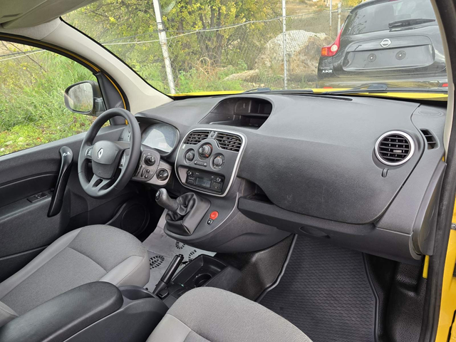 Renault Kangoo 1.5 DCI MAXI - автомобили, коли, обяви за нови и употребявани 11