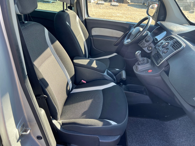 Renault Kangoo 1.5 DCI - автомобили, коли, обяви за нови и употребявани 11
