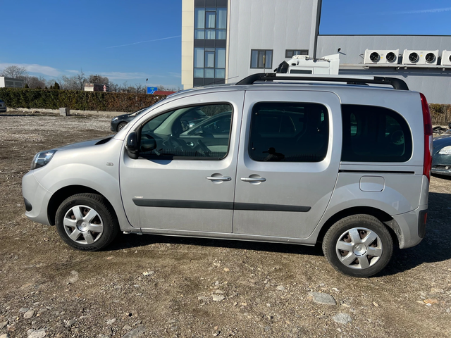 Renault Kangoo 1.5 DCI - автомобили, коли, обяви за нови и употребявани 7