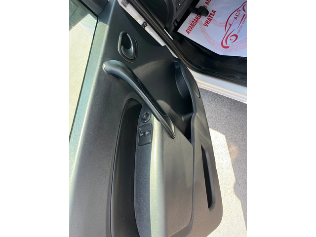 Renault Kangoo MAXI - автомобили, коли, обяви за нови и употребявани 7