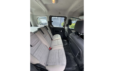 Renault Kangoo - автомобили, коли, обяви за нови и употребявани 10