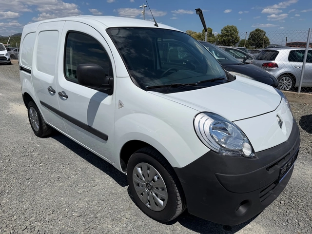 Renault Kangoo 1.5DCI - автомобили, коли, обяви за нови и употребявани 2