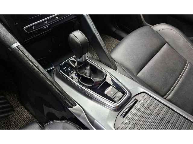 Renault Koleos 2.0 LPe LE 2WD  * НАЙ-ДОБРА ЦЕНА В БЪЛГАРИЯ* - автомобили, коли, обяви за нови и употребявани 8