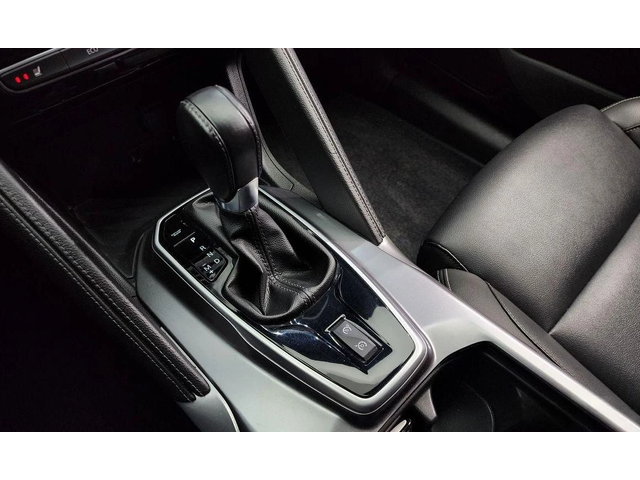 Renault Koleos 2.0 LPe LE 2WD  * НАЙ-ДОБРА ЦЕНА В БЪЛГАРИЯ* - автомобили, коли, обяви за нови и употребявани 8