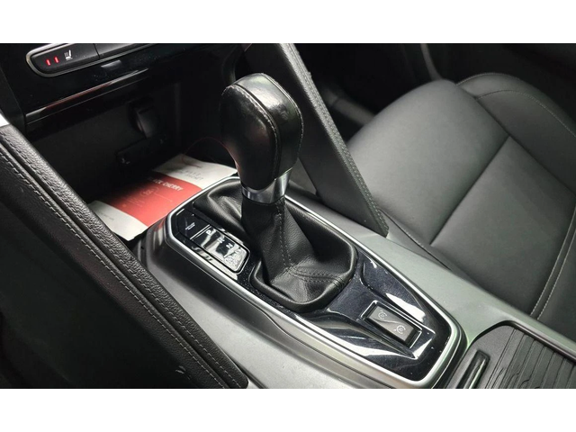 Renault Koleos 2.0 LPe LE 2WD  * НАЙ-ДОБРА ЦЕНА В БЪЛГАРИЯ* - автомобили, коли, обяви за нови и употребявани 8