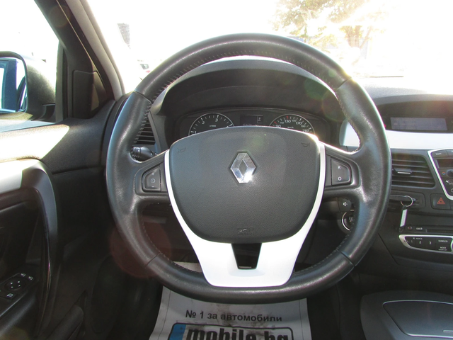 Renault Laguna 2.0DCI EURO4 - автомобили, коли, обяви за нови и употребявани 12
