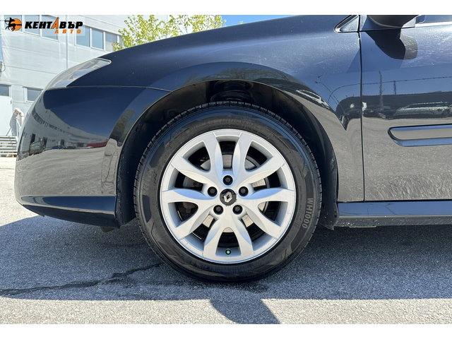 Renault Laguna 2.0 бензин - автомобили, коли, обяви за нови и употребявани 7