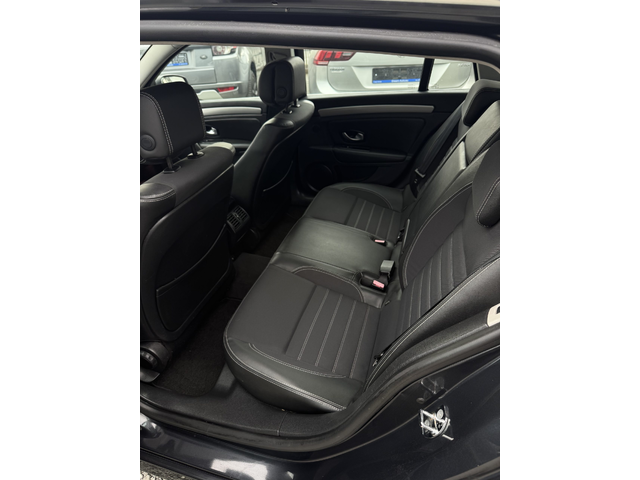 Renault Laguna 2.0 DCI - автомобили, коли, обяви за нови и употребявани 11