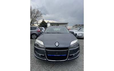 Renault Laguna 2.0 DCI - автомобили, коли, обяви за нови и употребявани 1