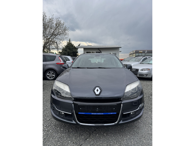 Renault Laguna 2.0 DCI - автомобили, коли, обяви за нови и употребявани 1