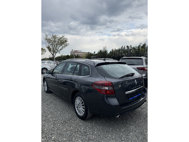 Renault Laguna 2.0 DCI - автомобили, коли, обяви за нови и употребявани 5