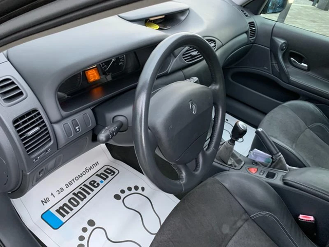 Renault Laguna - автомобили, коли, обяви за нови и употребявани 10