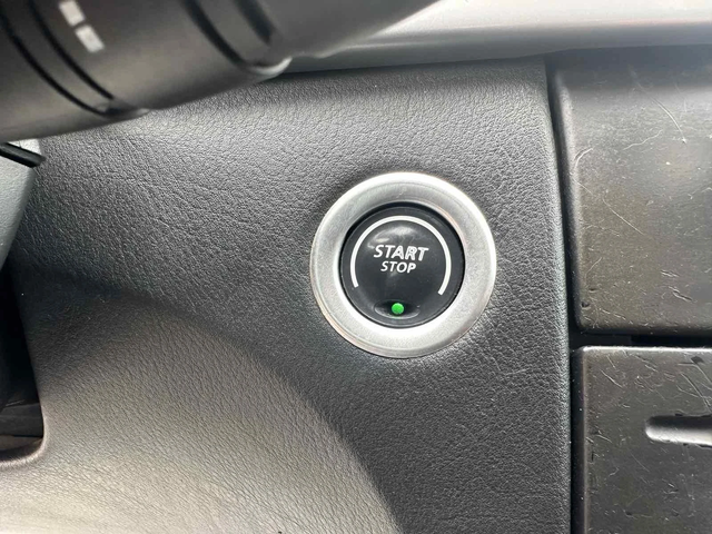 Renault Laguna - автомобили, коли, обяви за нови и употребявани 13