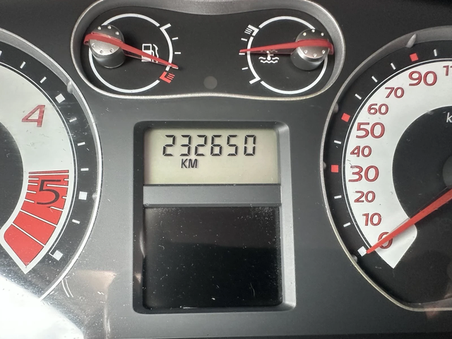 Renault Laguna - автомобили, коли, обяви за нови и употребявани 15