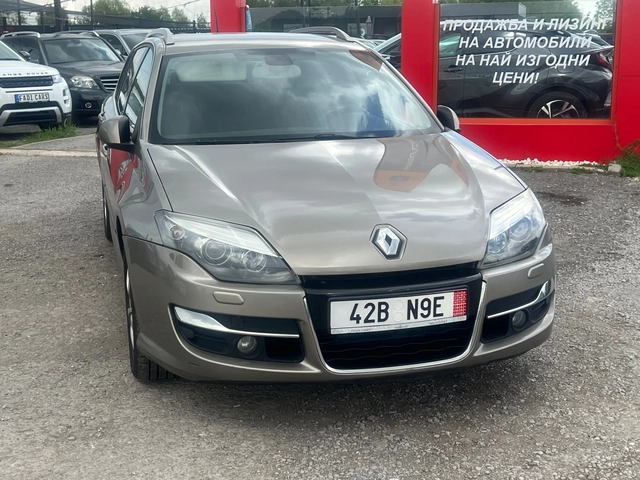 Renault Laguna - автомобили, коли, обяви за нови и употребявани 0