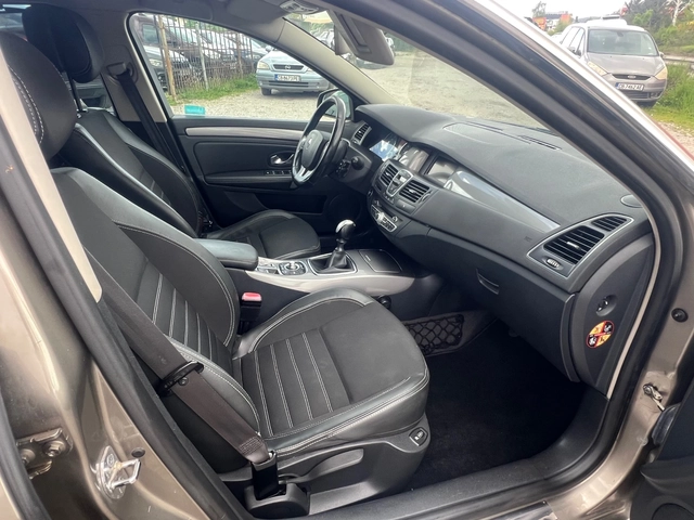 Renault Laguna - автомобили, коли, обяви за нови и употребявани 10