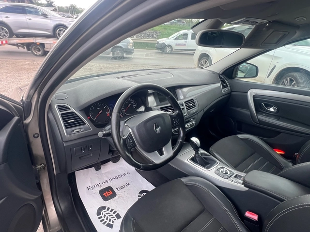 Renault Laguna - автомобили, коли, обяви за нови и употребявани 12