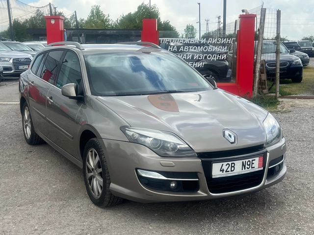 Renault Laguna - автомобили, коли, обяви за нови и употребявани 1