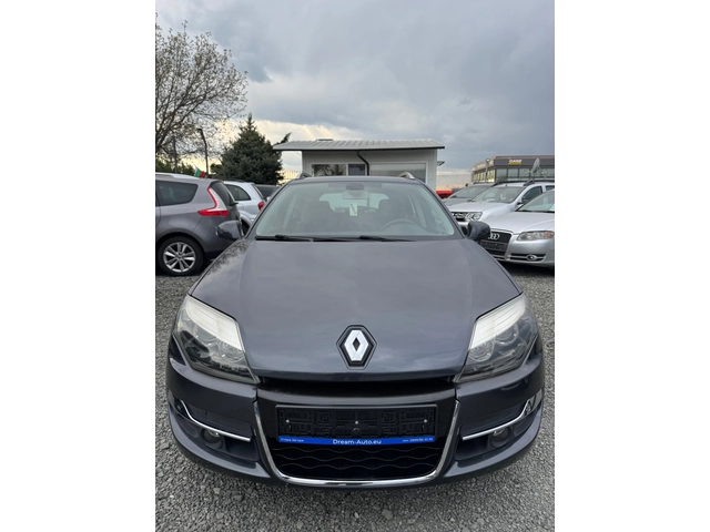 Renault Laguna 2.0dci - автомобили, коли, обяви за нови и употребявани 1