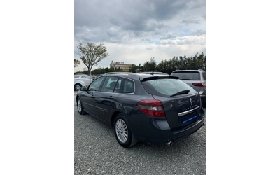 renault-laguna - 5