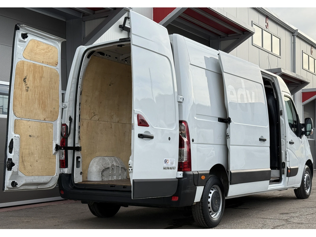 Renault Master 2, 3 - автомобили, коли, обяви за нови и употребявани 5
