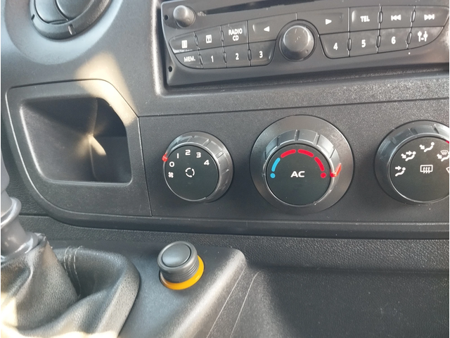 Renault Master 2.3DCI - автомобили, коли, обяви за нови и употребявани 10